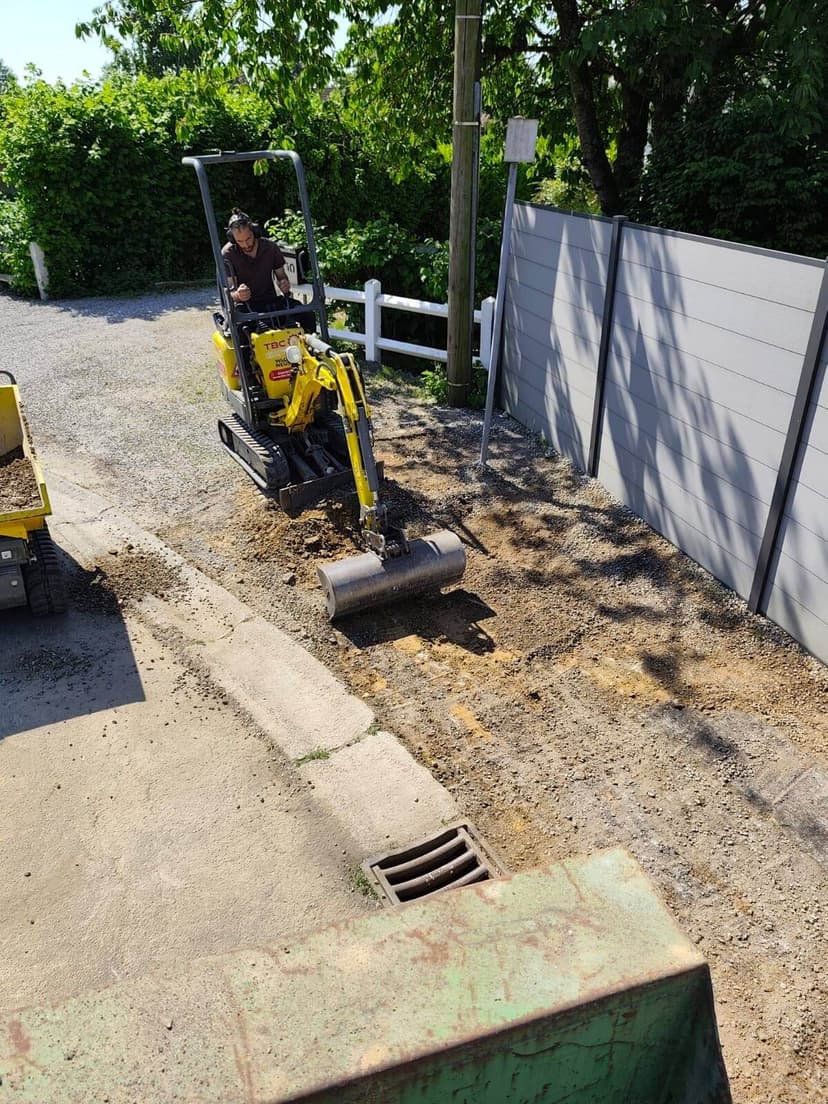 Préparation de l’allée en gravier